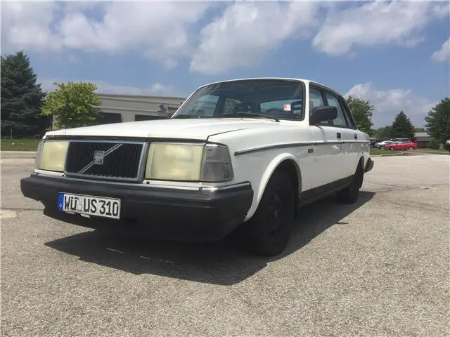 1991 Volvo 240 Sunroof