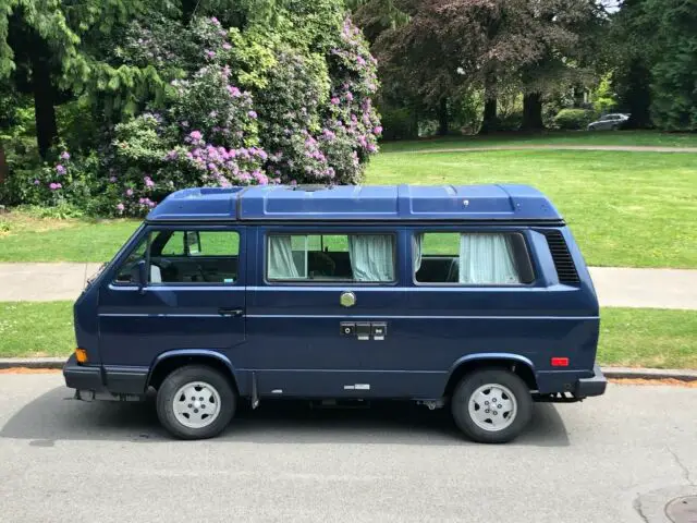 1991 Volkswagen Bus/Vanagon Camper/Wagon 3D