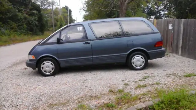 1991 Toyota Previa