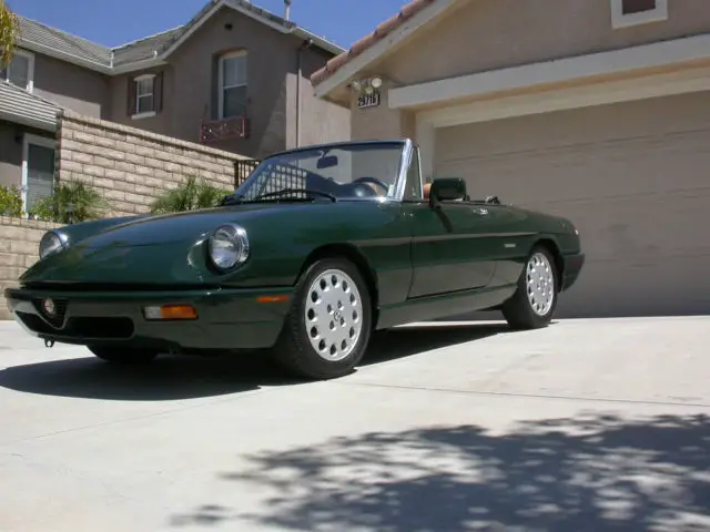 1992 Alfa Romeo Spider Veloce 5 speed