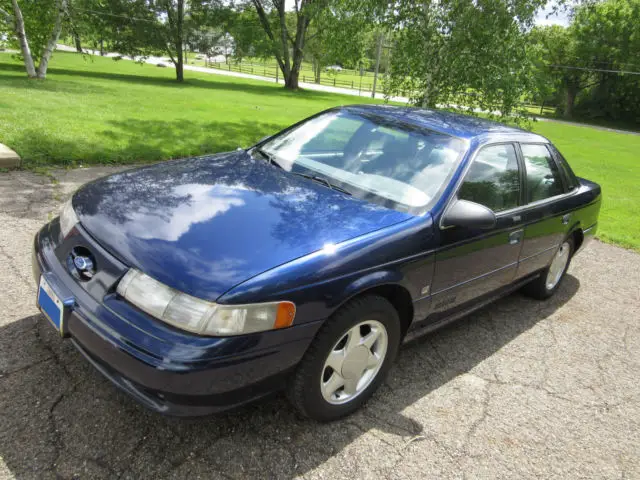 1992 Ford Taurus SHO