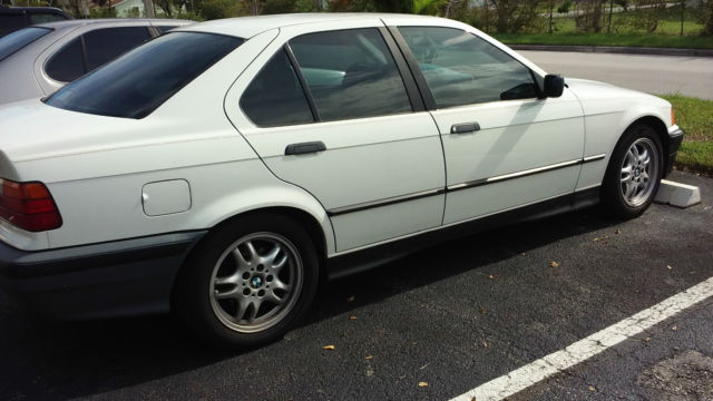 1992 BMW 3-Series