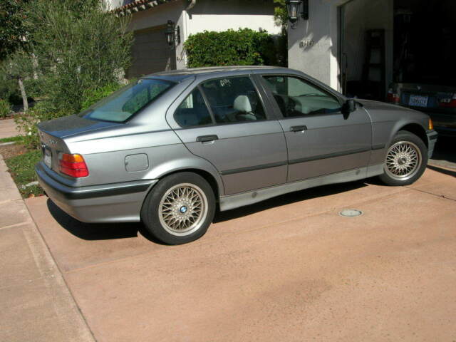 1992 BMW 3-Series