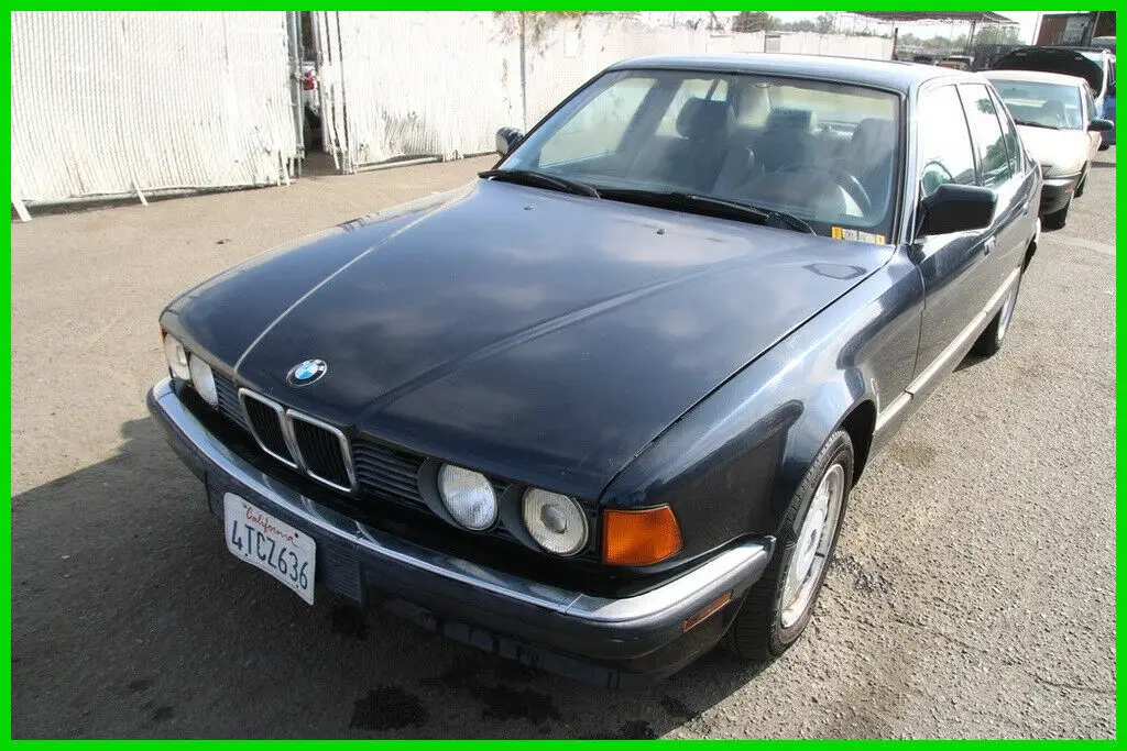 1992 BMW 7-Series 735i