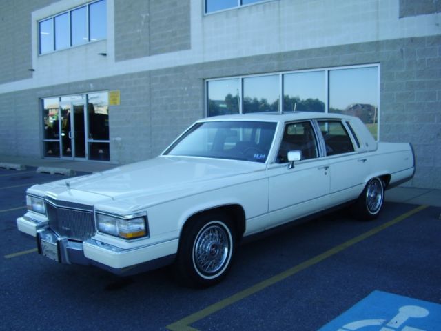 1992 Cadillac Brougham Brougham Dâ€™elegance