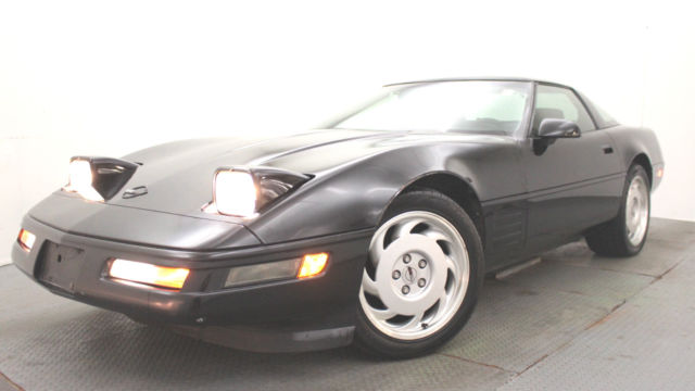 1992 Chevrolet Corvette Base Hatchback 2-Door