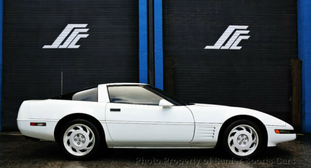 1992 Chevrolet Corvette 2dr Coupe Hatchback