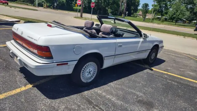 1992 Chrysler LeBaron GTC