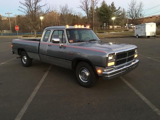 1992 Dodge Other Pickups LE