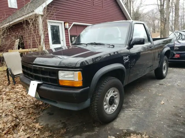 1992 Dodge Dakota Sport