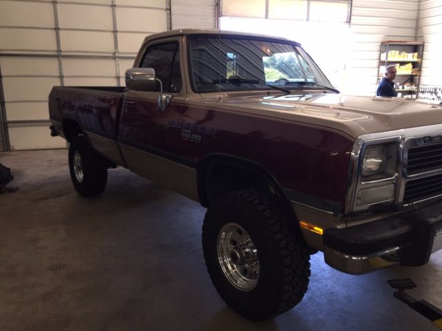 1992 Dodge Other Pickups le