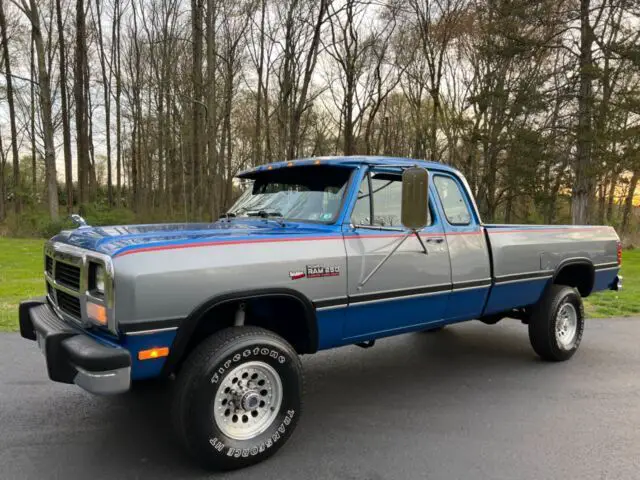 1992 Dodge Ram 250 Club Cab 4x4 5-Spd Cummins