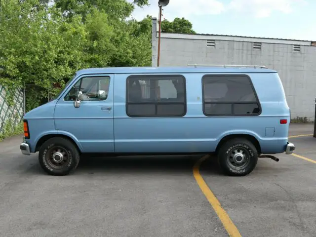 1992 Dodge Ram Van B-250