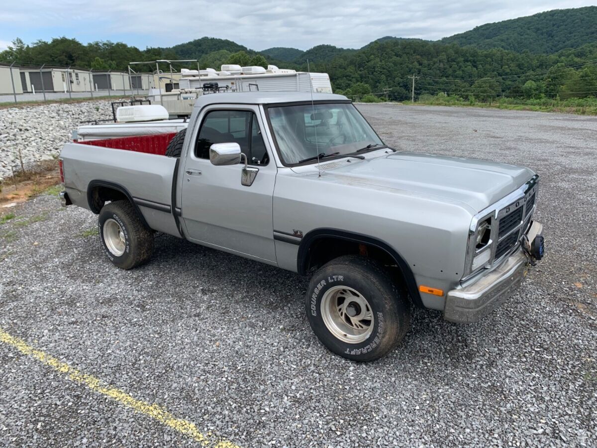 1992 Dodge Ram 1500 W150