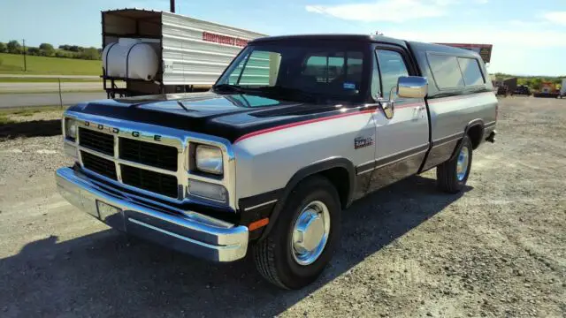 1992 Dodge Other Pickups LE