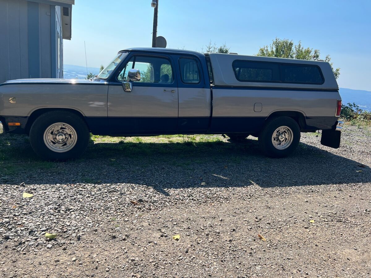 1992 Dodge Ram 2500 D200