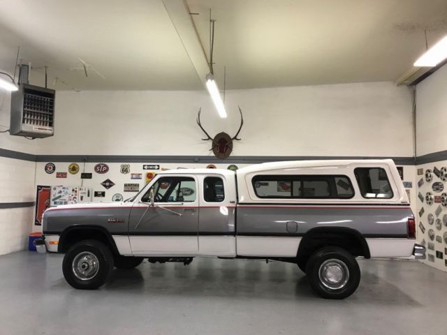 1992 Dodge Ram 2500 LE