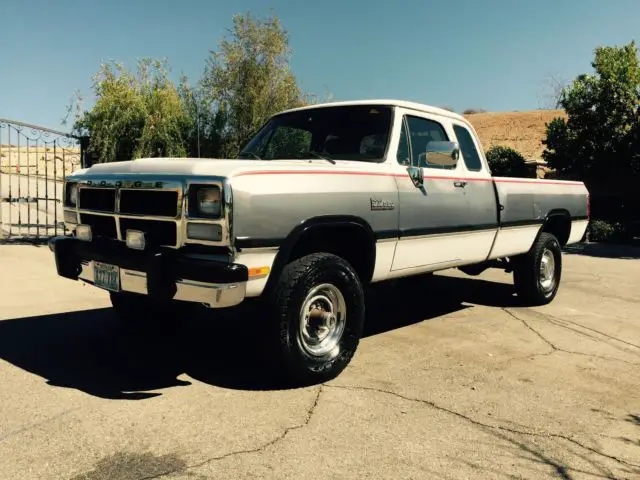 1992 Dodge Other Pickups LE