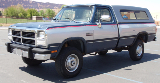 1992 Dodge Other Pickups LE