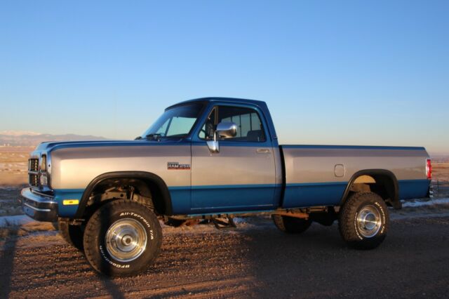 1992 Dodge Ram 2500 LE