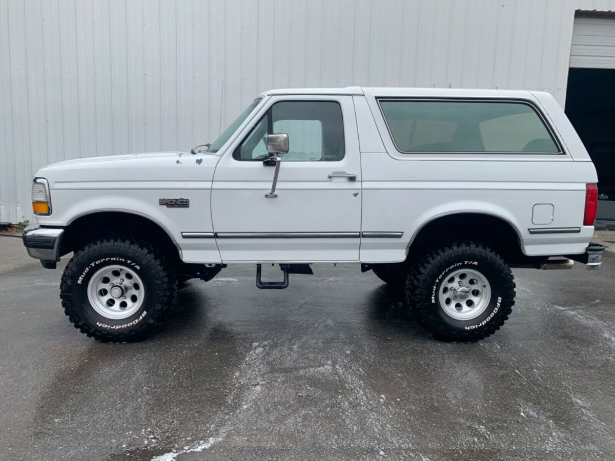 1992 Ford Bronco