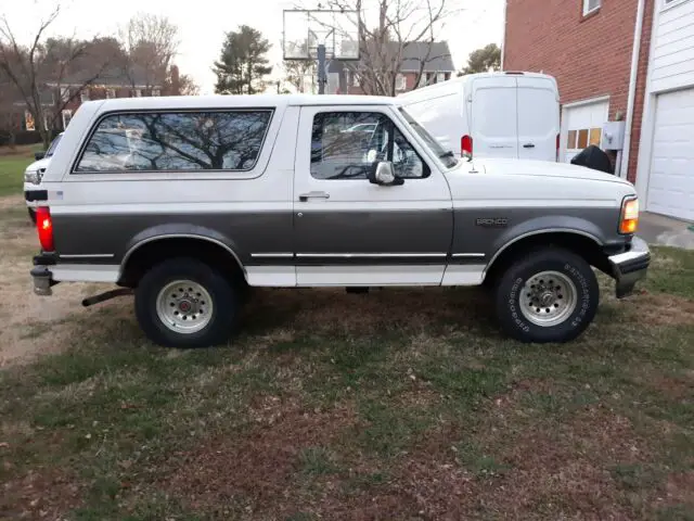 1992 Ford Bronco XLT