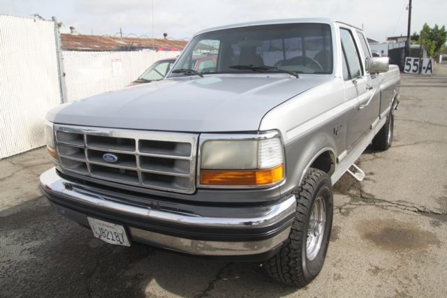1992 Ford F-150 XLT Extended Cab Pickup 2-Door