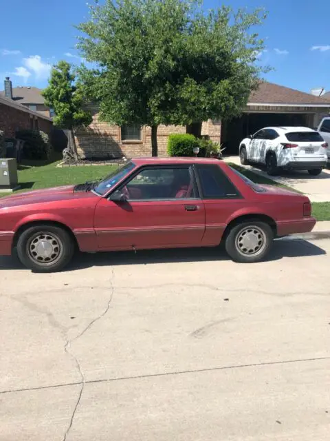 1992 Ford Mustang Red