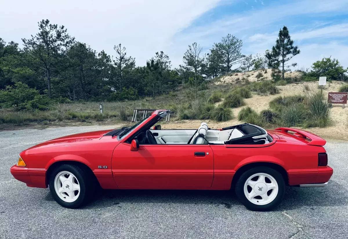 1992 Ford Mustang LX