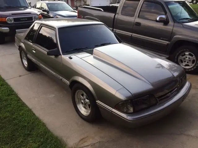 1992 Ford Mustang