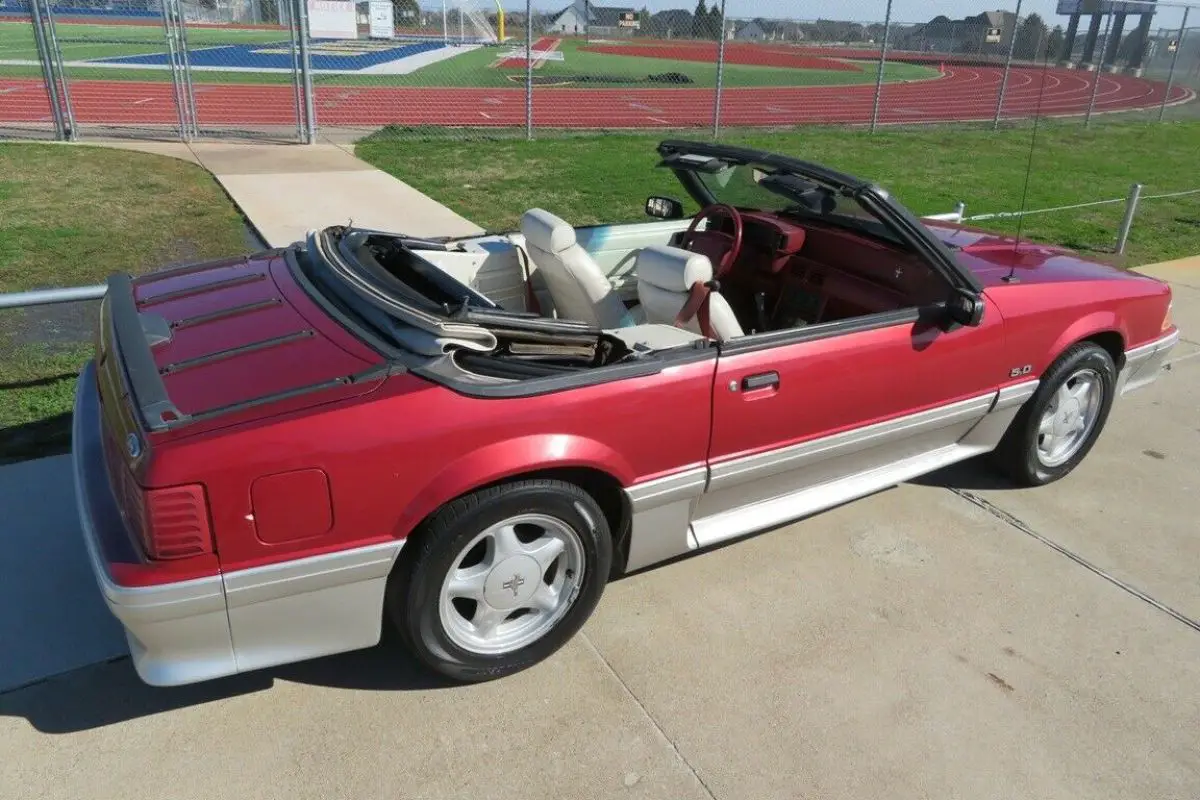 1992 Ford Mustang 5-Speed GT Convertible 5.0L