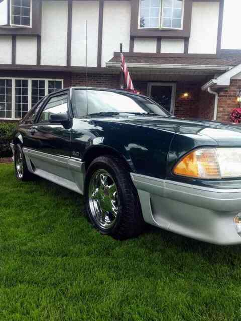 1992 Ford Mustang