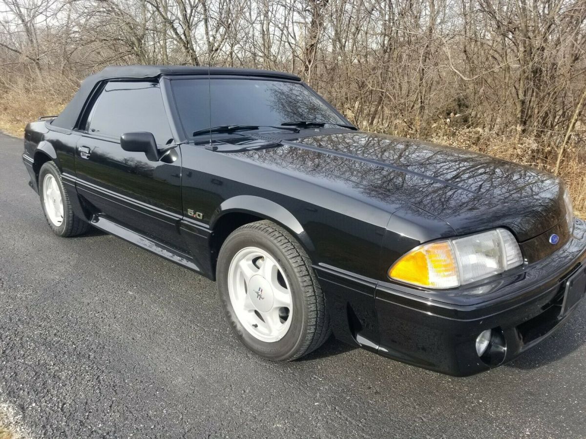 1992 Ford Mustang