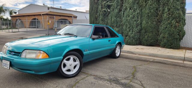 1992 Ford Mustang LX