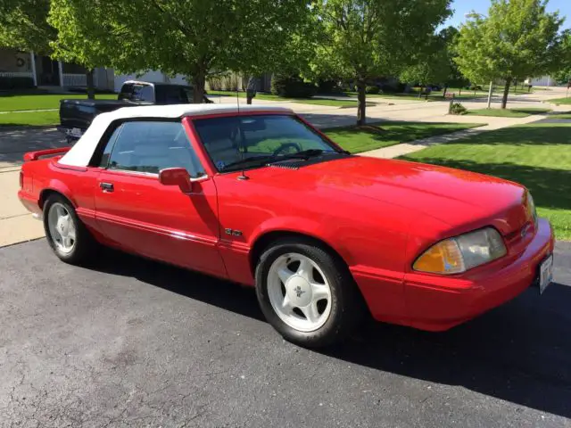 1992 Ford Mustang