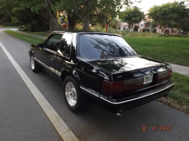 1992 Ford Mustang 2dr Sedan LX