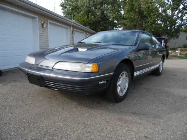 1992 Ford Thunderbird