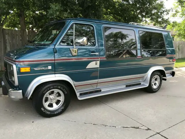 1992 Chevrolet G20 Van EXPLORER