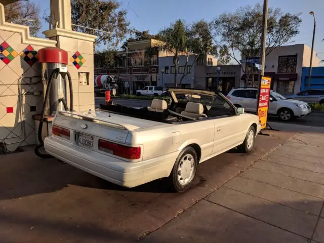 1992 Infiniti M30