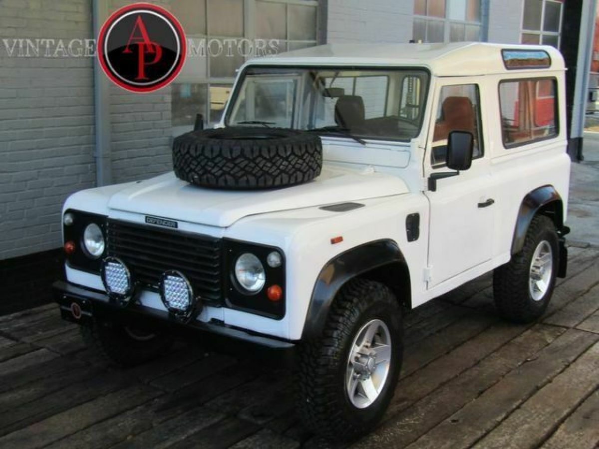 1992 Land Rover Defender D90 300TDI 5 SPEED!