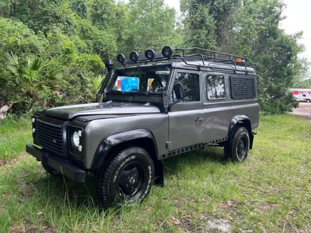 1992 Land Rover Defender