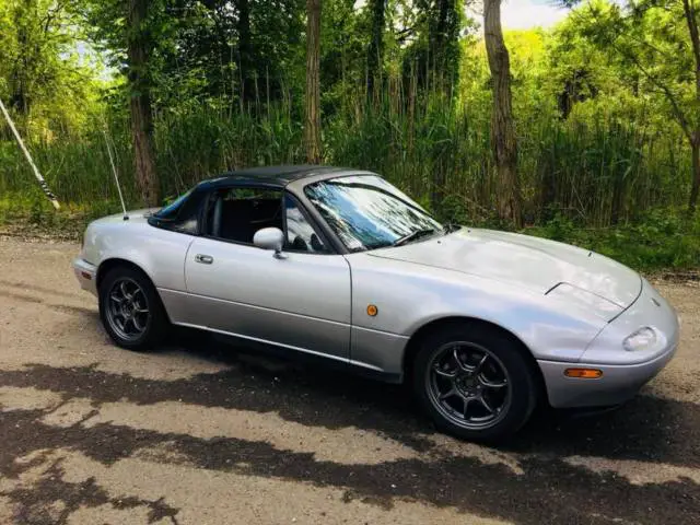 1992 Mazda MX-5 Miata Eunos Roadster