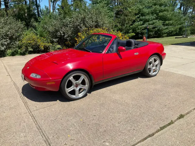 1992 Mazda MX-5 Miata gold plated special