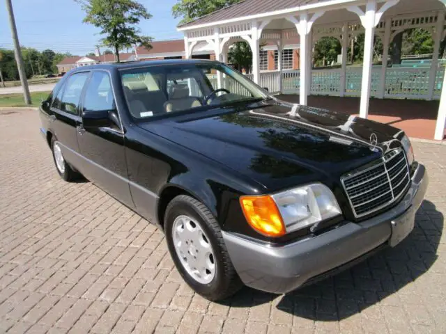 1992 Mercedes-Benz 500-Series