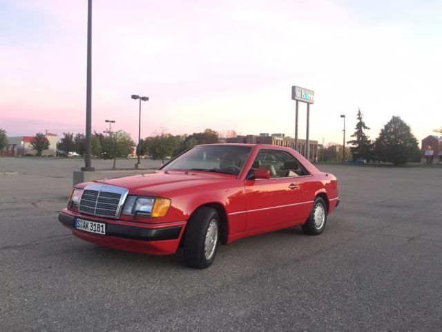 1992 Mercedes-Benz 300-Series Coupe