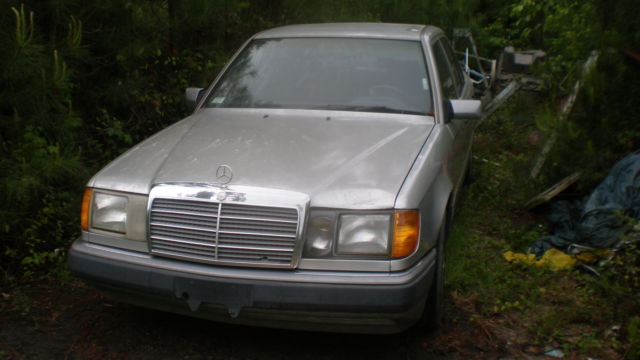 1992 Mercedes-Benz 300-Series