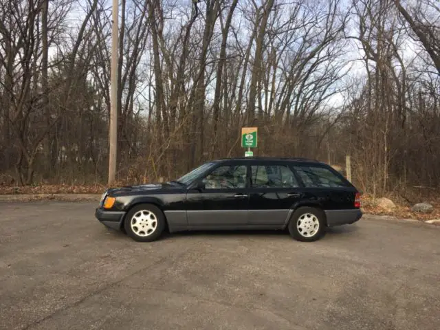 1992 Mercedes-Benz 300-Series