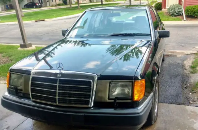 1992 Mercedes-Benz 400-Series 400E