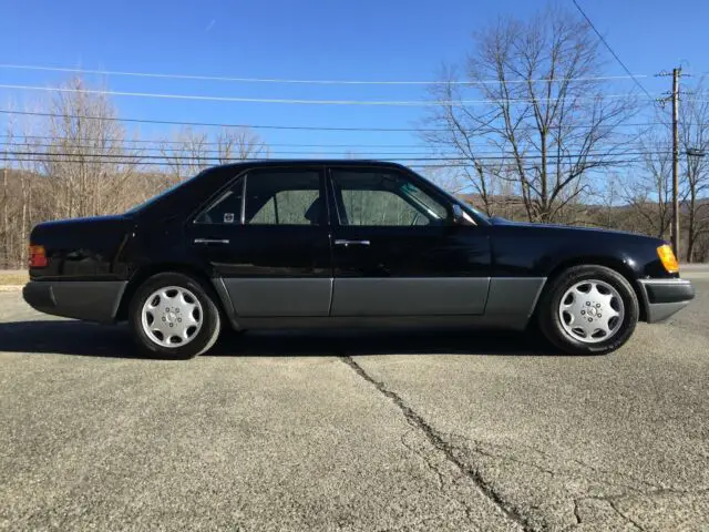 1992 Mercedes-Benz E-Class