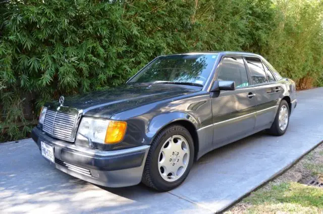 1992 Mercedes-Benz 500-Series